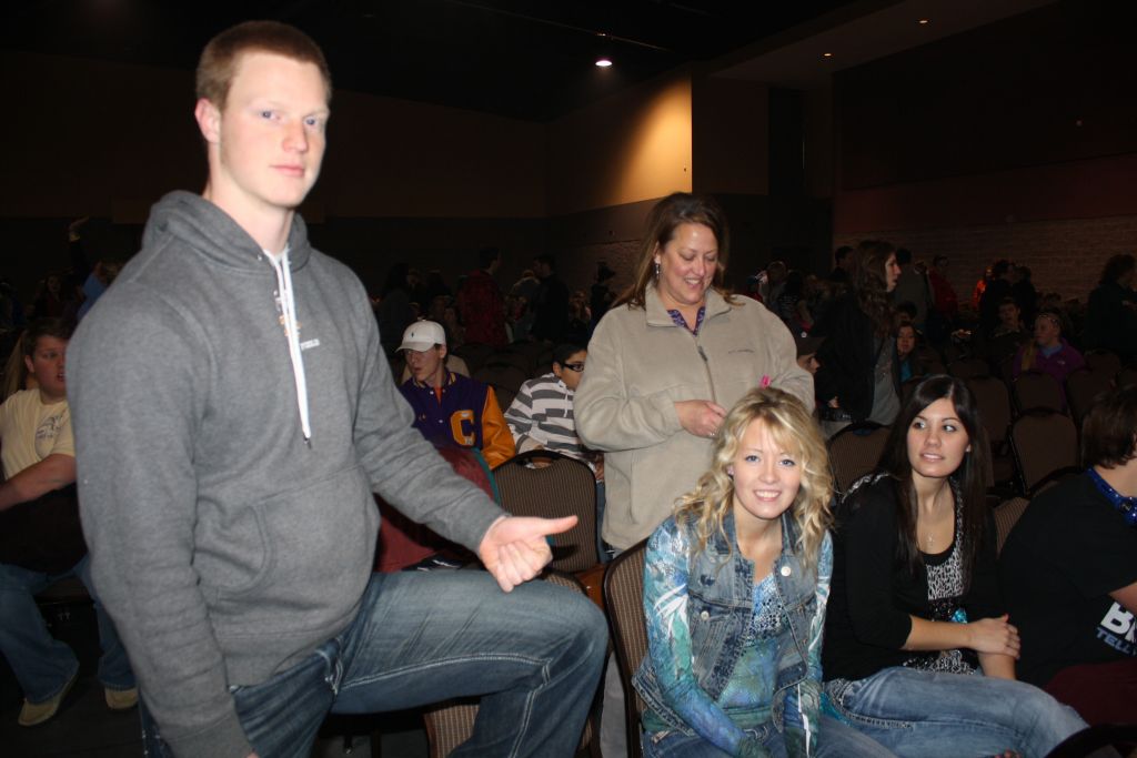 CJ, Jessica, Katie, Diana Winter Xtreme Conf Dec 2012.JPG