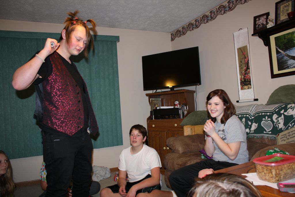 not sure whats up with carters hair.JPG not sure whats up with carters hair.JPG