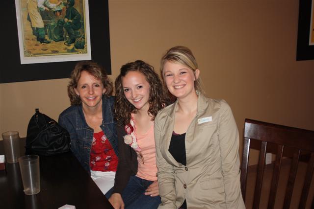 Sue Jenny and Rowan 092 (Small).jpg Sue Jenny and Rowan 092 (Small).jpg