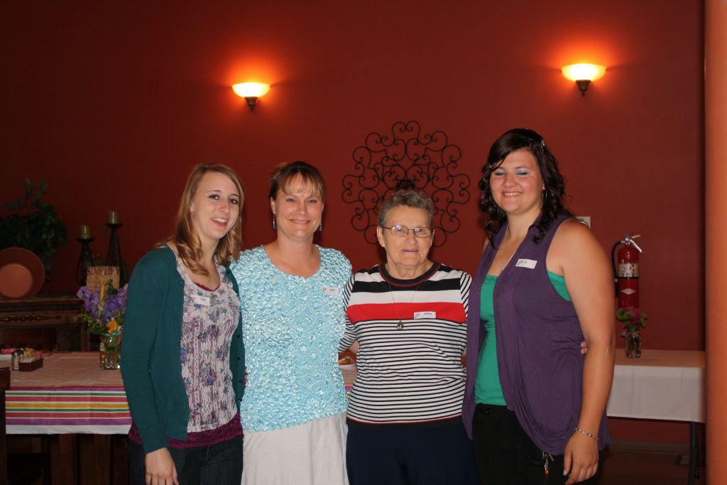 Mother Daugther Banquet 2012 020.jpg Mother Daugther Banquet 2012 020.jpg